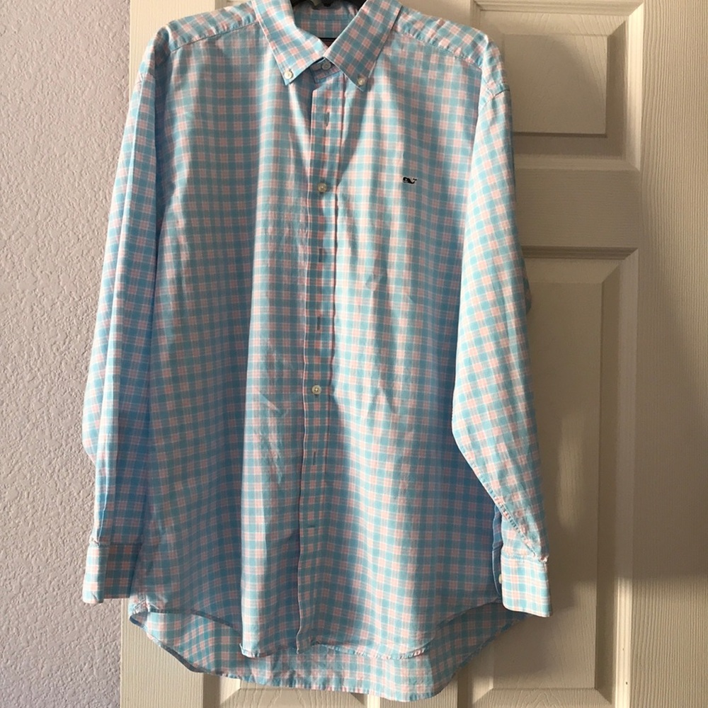 Vineyard vines men’s button down whale shirt